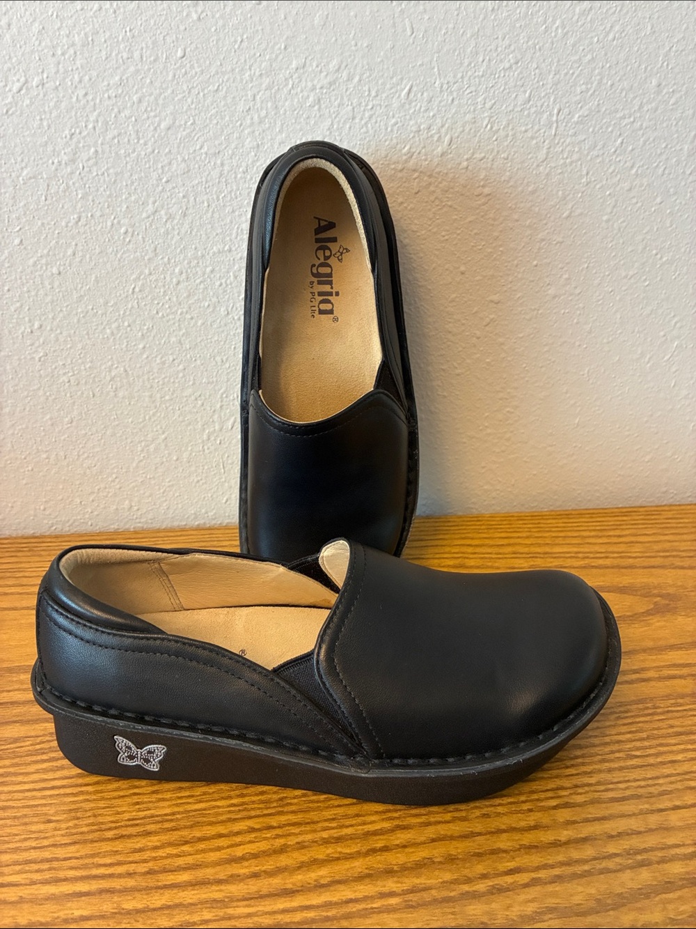 Alegria Debra Leather Clogs